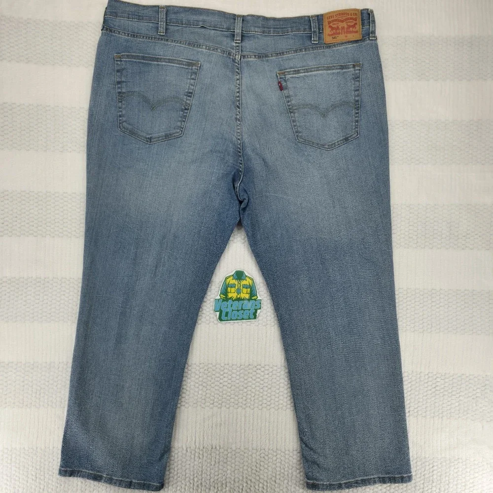 Levis 541 Athletic Taper Jeans Mens 47x28 Blue Medium Wash Denim Relaxed Fit